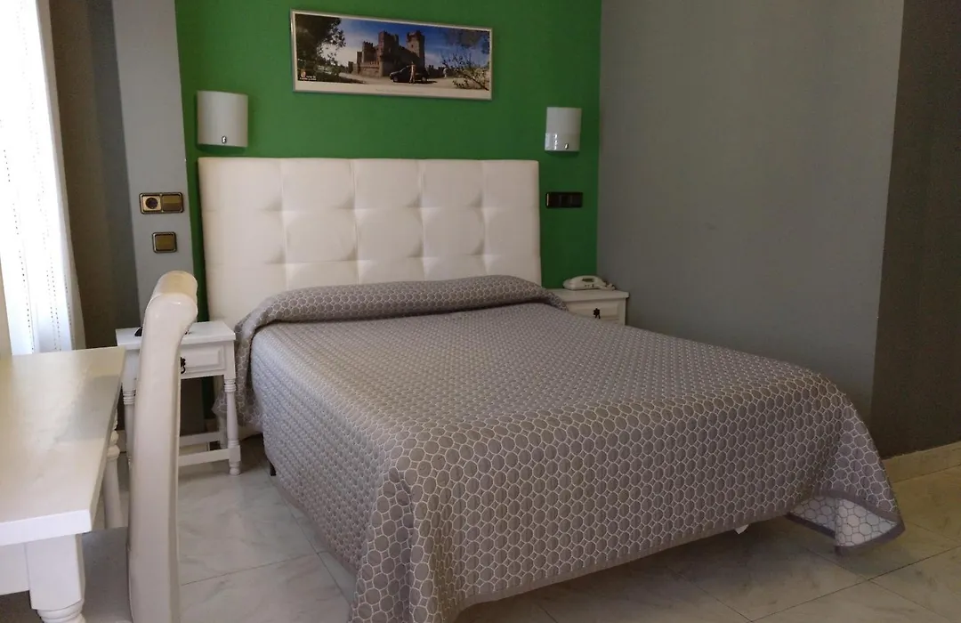 Hostal Don Jaime II-1
